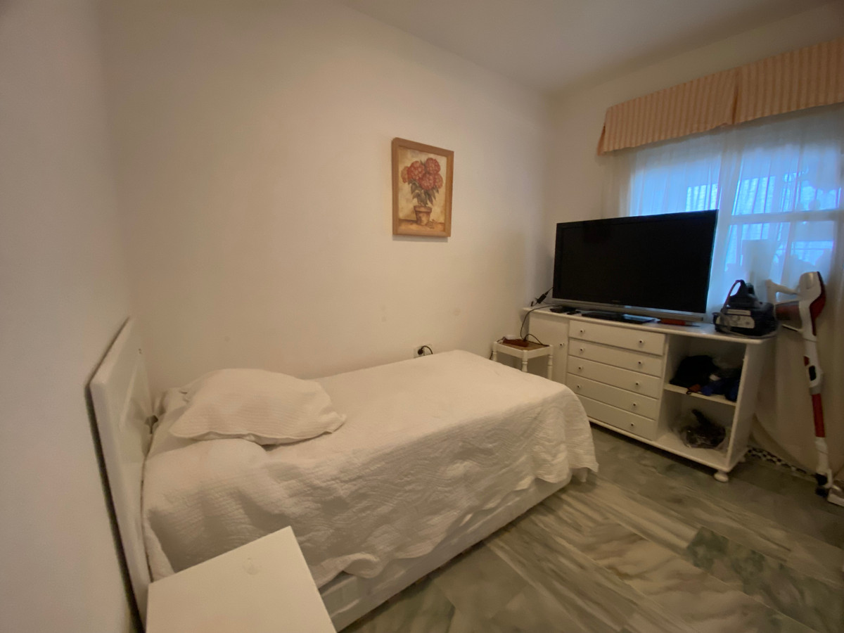 3 Bed Apartment for sale in Fuengirola Costa Del Sol, Málaga, Spain