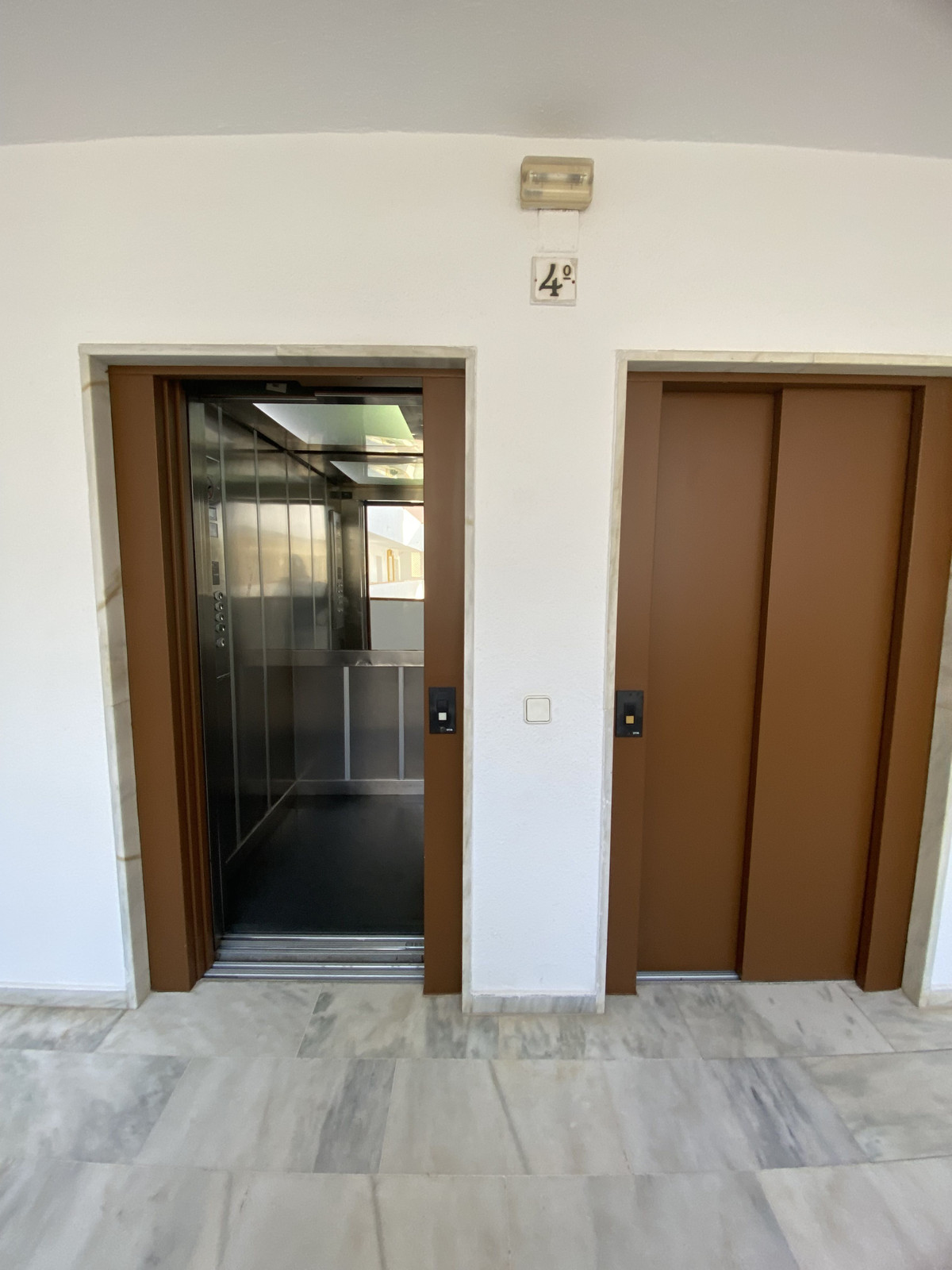 3 Bed Apartment for sale in Fuengirola Costa Del Sol, Málaga, Spain