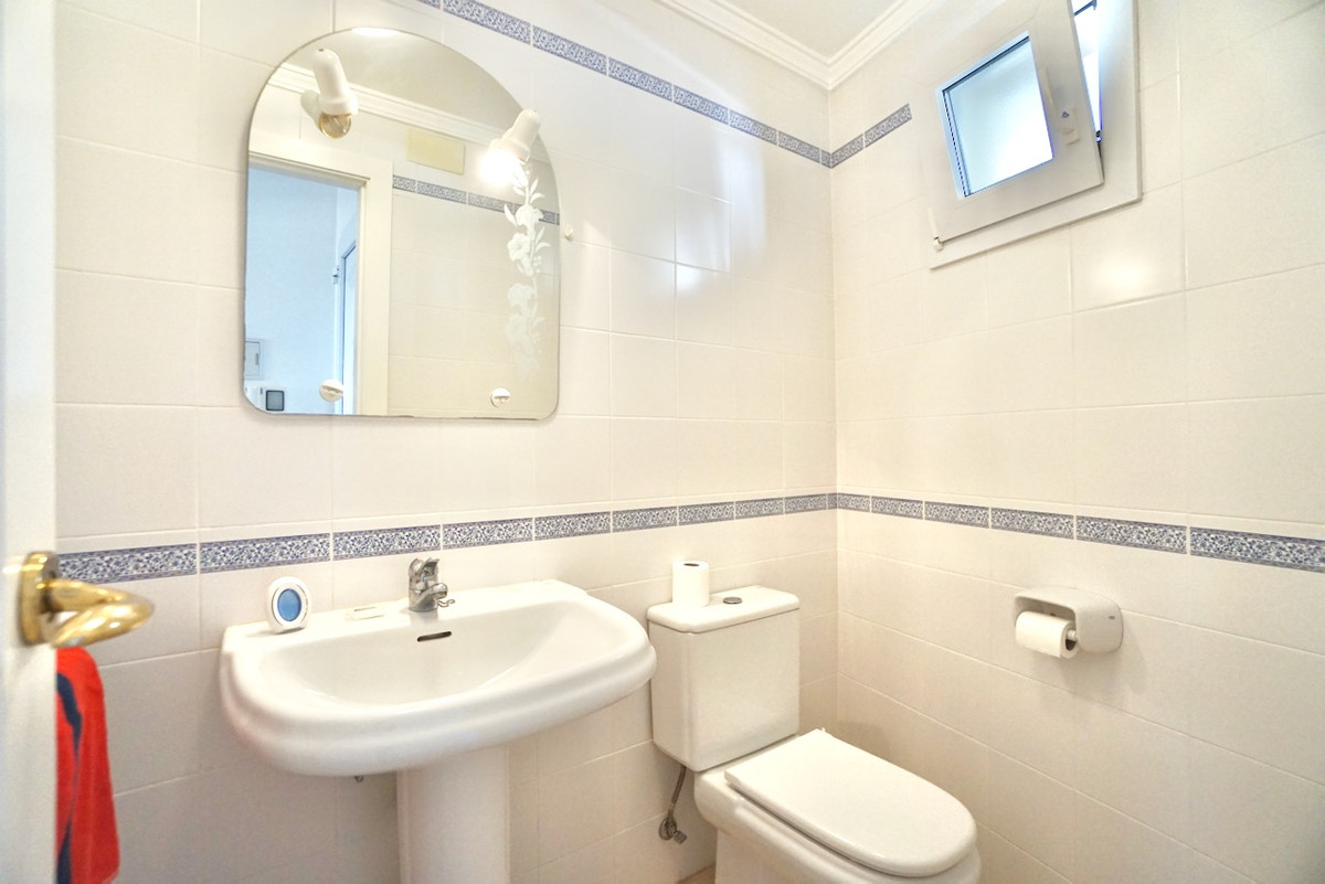 Se vende Apartamento Planta Baja de 2 dormitorios en Costa Blanca, Alicante, España