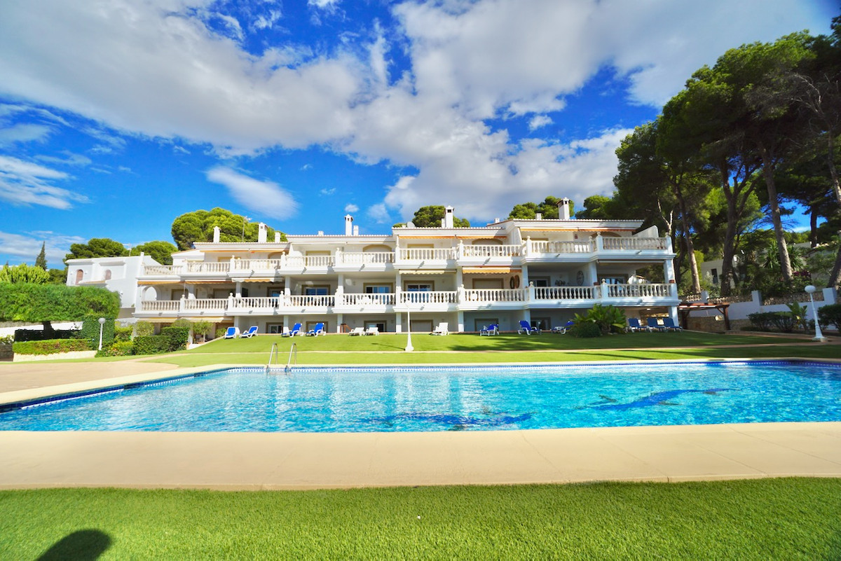 Se vende Apartamento Planta Baja de 2 dormitorios en Costa Blanca, Alicante, España