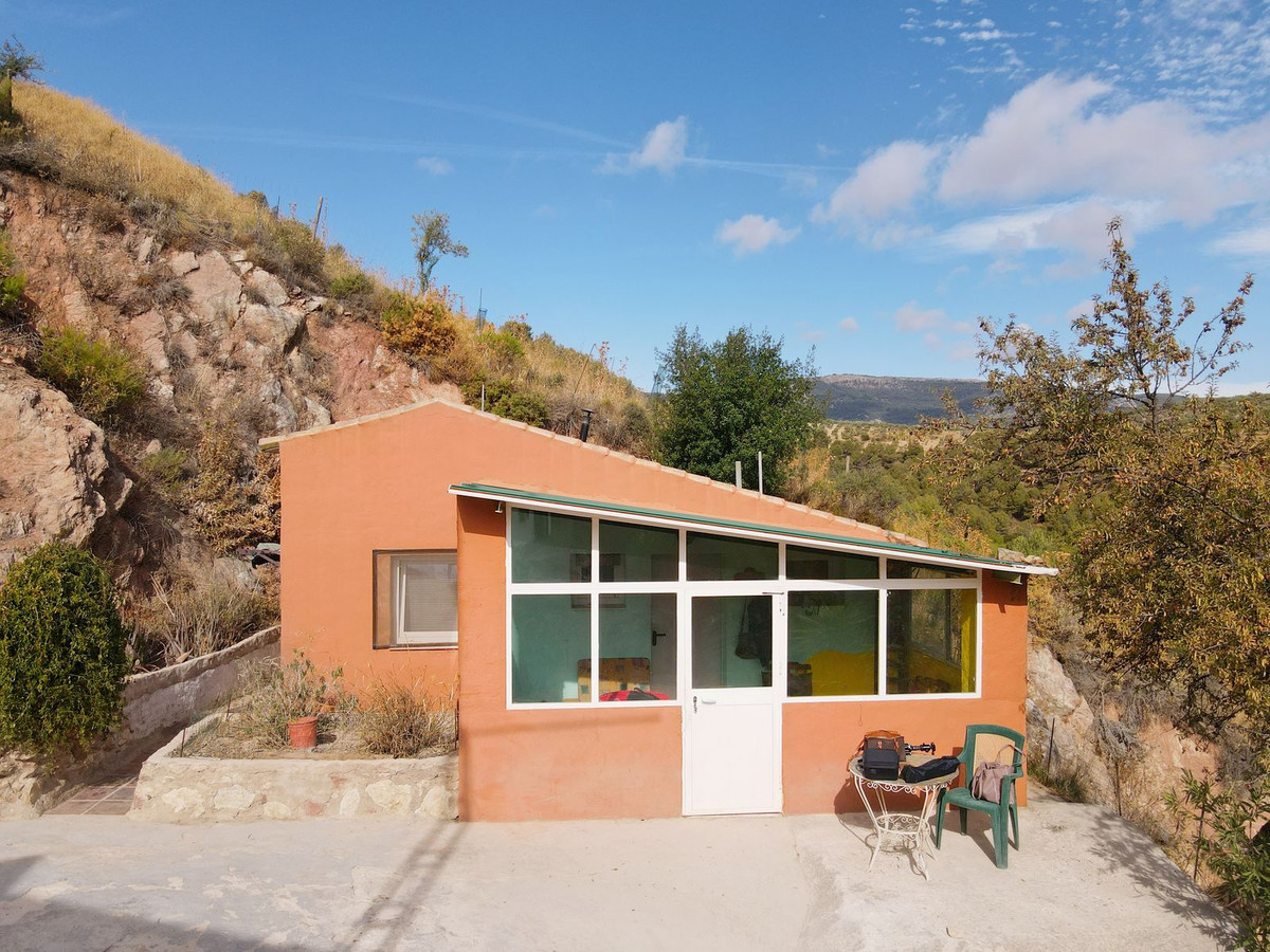 Se vende Finca - Cortijo de 3 dormitorios en Costa Del Sol, Málaga, España