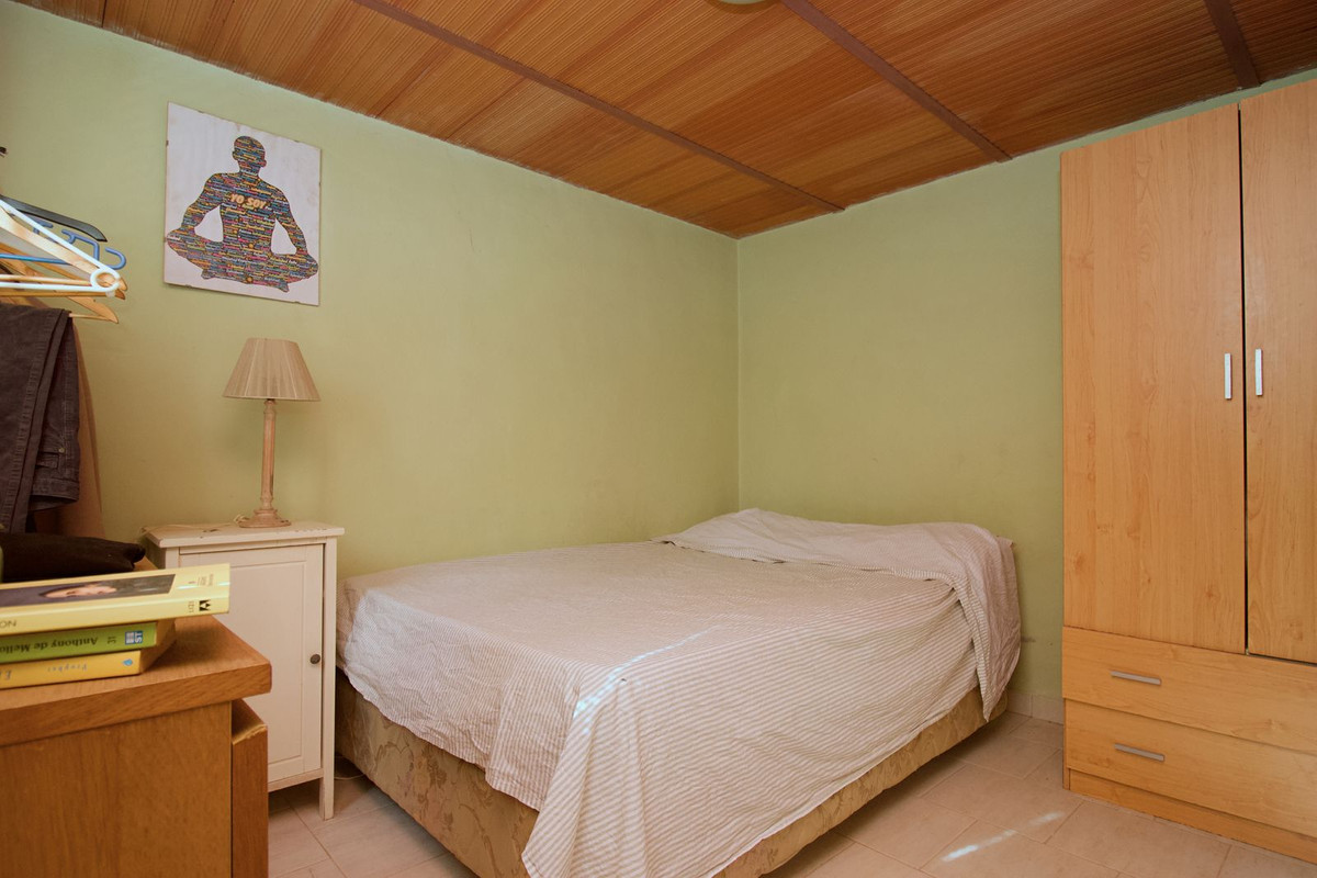 Se vende Finca - Cortijo de 3 dormitorios en Costa Del Sol, Málaga, España