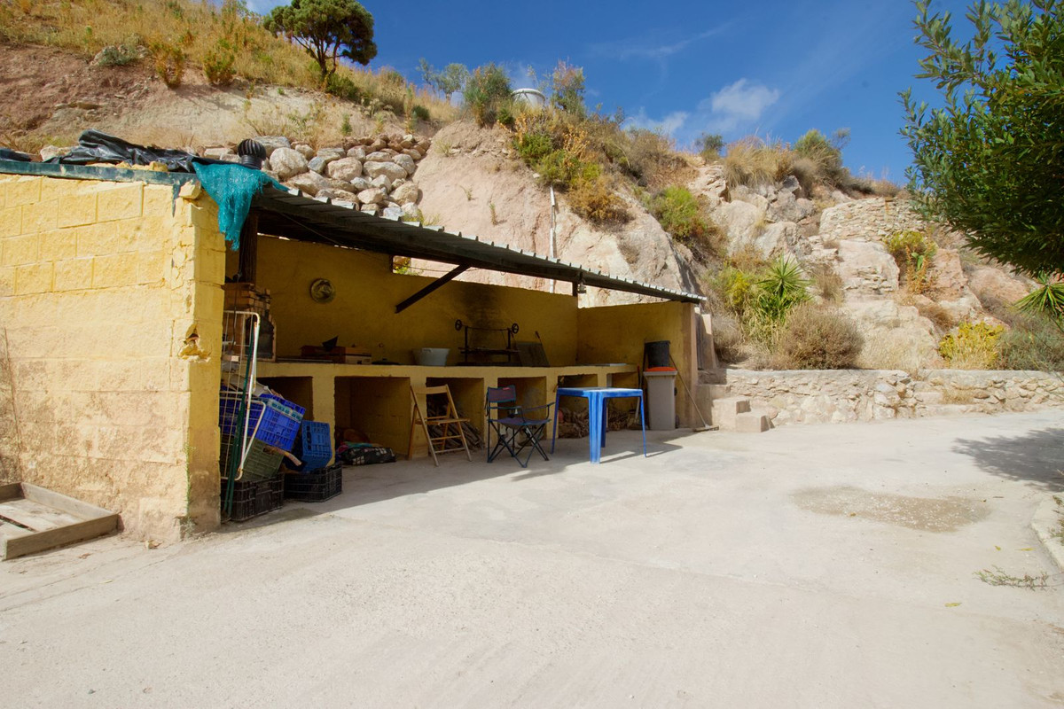 Se vende Finca - Cortijo de 3 dormitorios en Costa Del Sol, Málaga, España