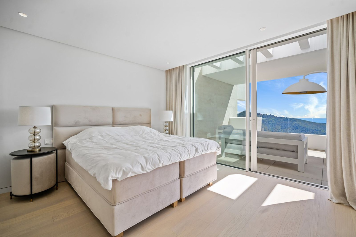 Se vende Apartamento Planta Media de 3 dormitorios en Costa Del Sol, Málaga, España