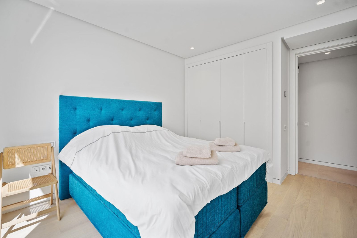 Se vende Apartamento Planta Media de 3 dormitorios en Costa Del Sol, Málaga, España