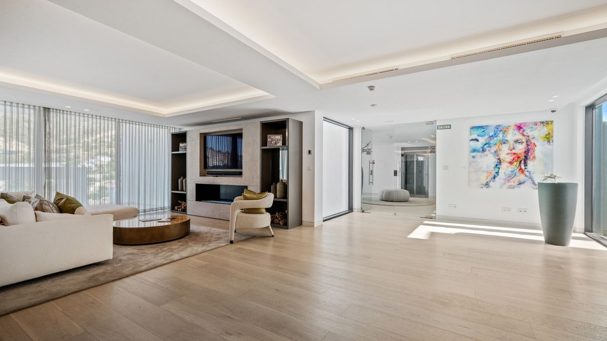 Se vende Apartamento Planta Media de 3 dormitorios en Costa Del Sol, Málaga, España