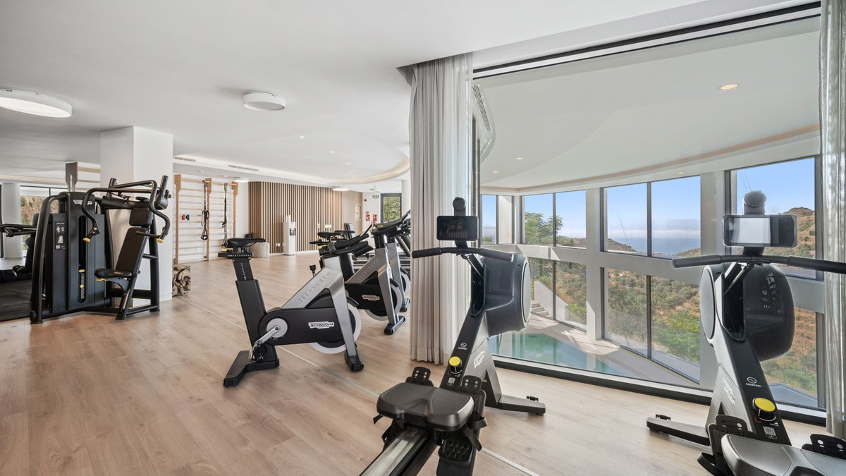 Se vende Apartamento Planta Media de 3 dormitorios en Costa Del Sol, Málaga, España