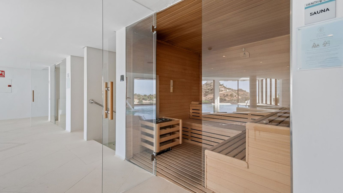 Se vende Apartamento Planta Media de 3 dormitorios en Costa Del Sol, Málaga, España
