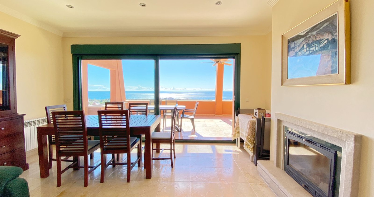 2 Bed Apartment for sale in El Rosario Costa Del Sol, Málaga, Spain