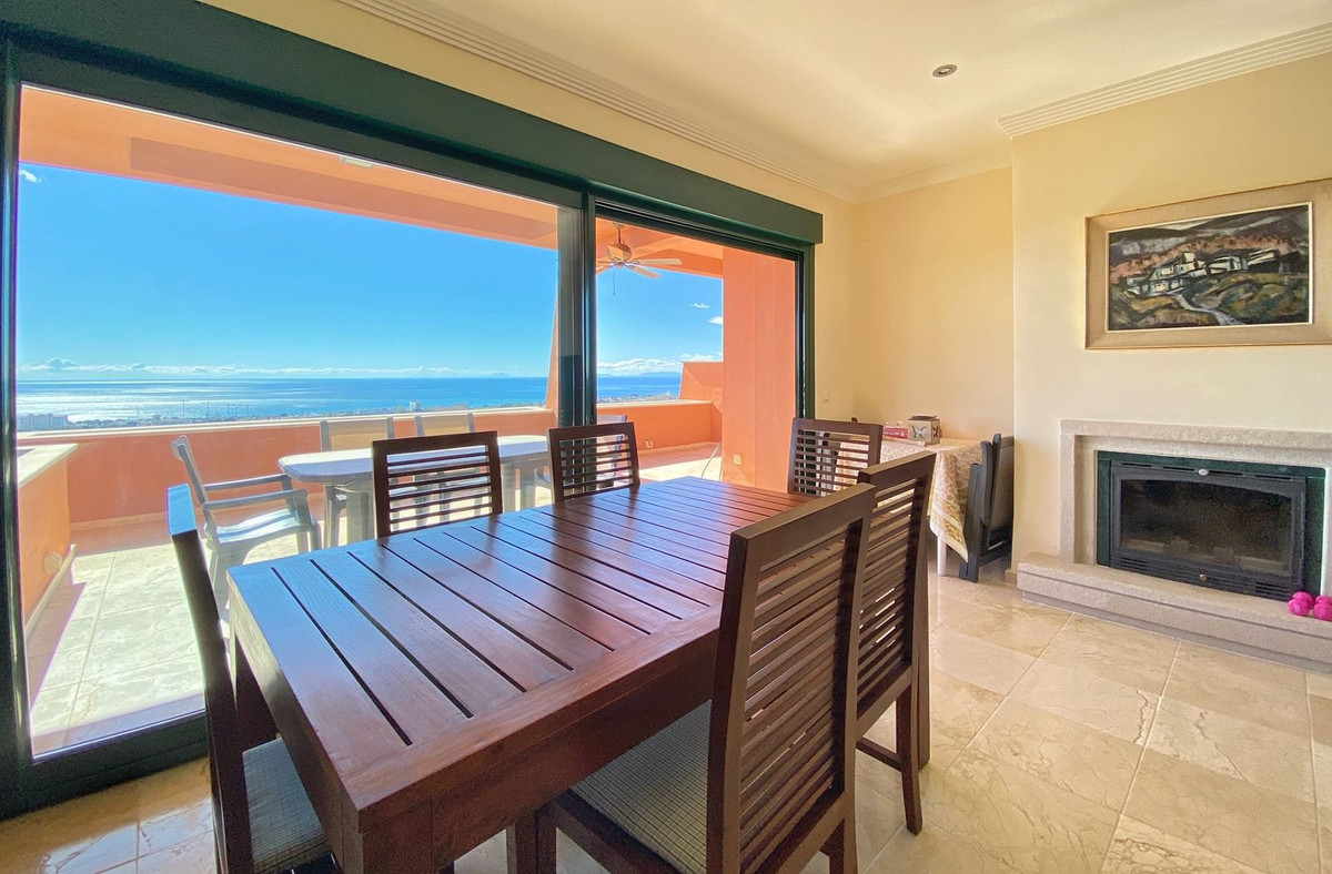 2 Bed Apartment for sale in El Rosario Costa Del Sol, Málaga, Spain