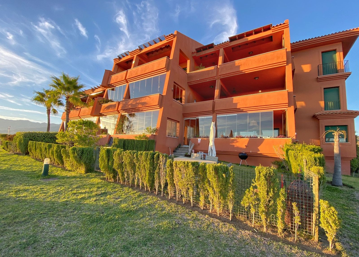 2 Bed Apartment for sale in El Rosario Costa Del Sol, Málaga, Spain