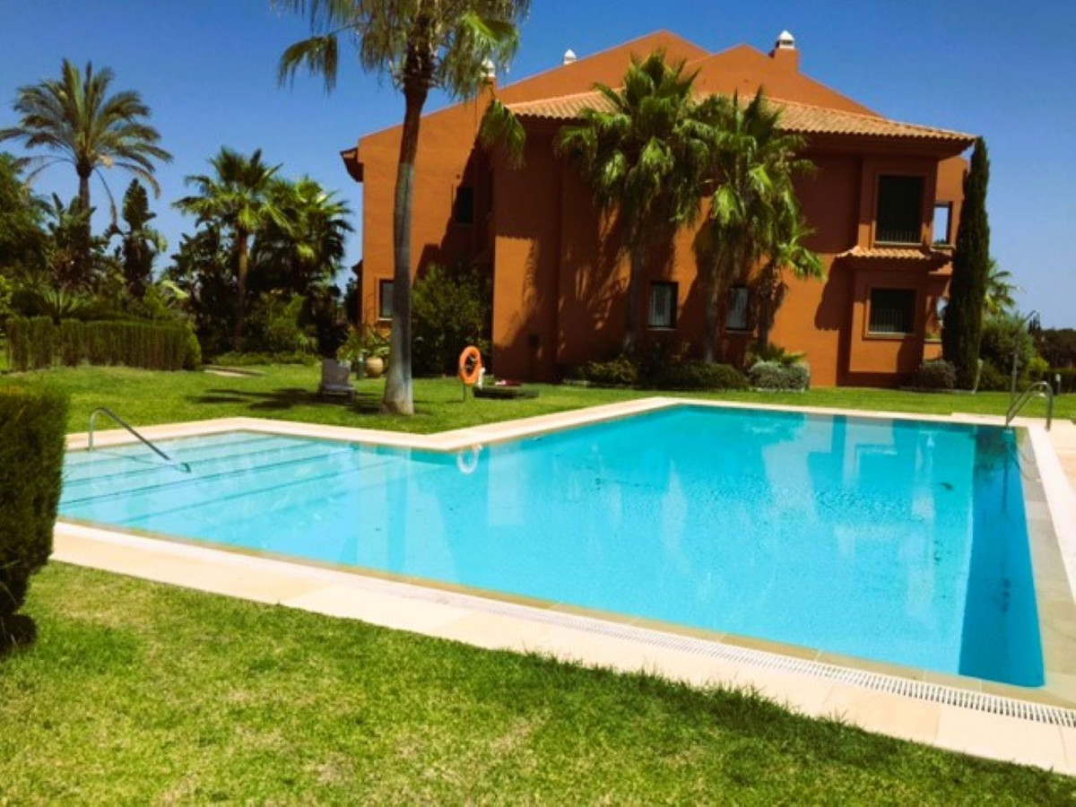 2 Bed Apartment for sale in El Rosario Costa Del Sol, Málaga, Spain