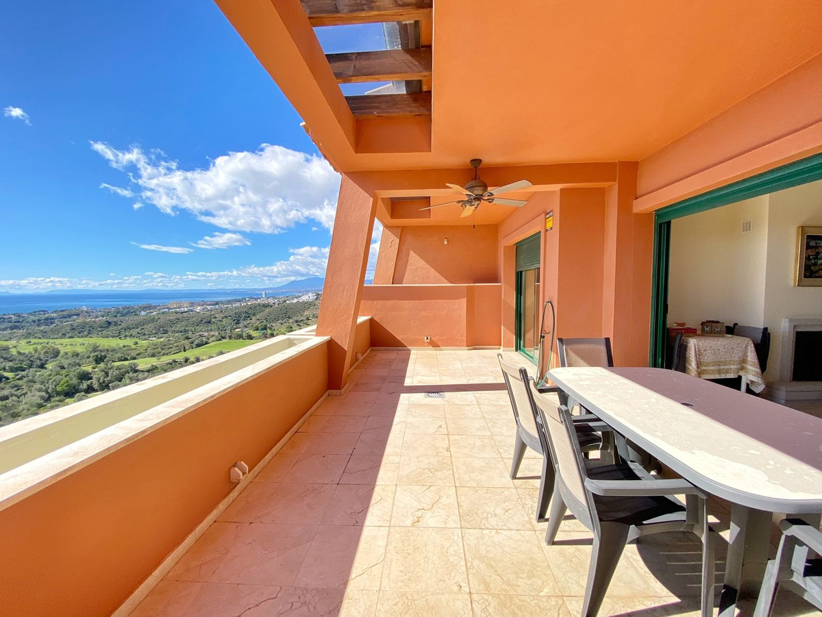 2 Bed Apartment for sale in El Rosario Costa Del Sol, Málaga, Spain