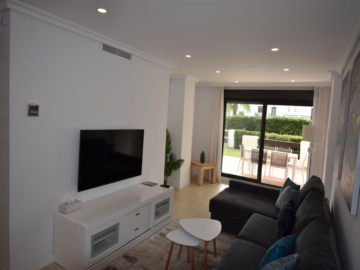 2 Bed Apartment for sale in Estepona Costa Del Sol, Málaga, Spain
