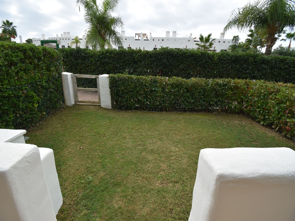 2 Bed Apartment for sale in Estepona Costa Del Sol, Málaga, Spain