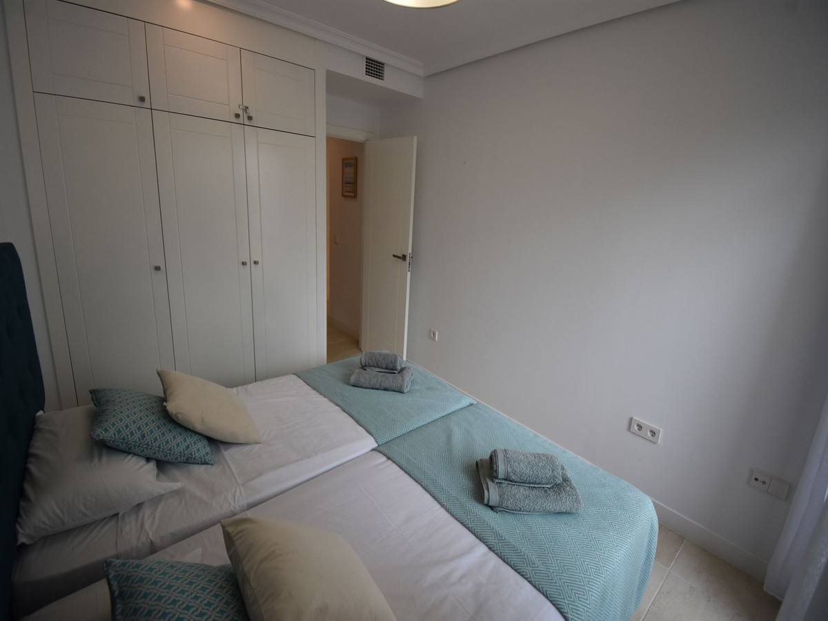 2 Bed Apartment for sale in Estepona Costa Del Sol, Málaga, Spain