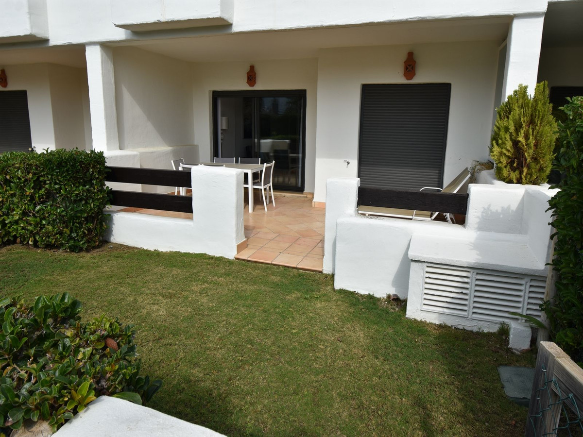 2 Bed Apartment for sale in Estepona Costa Del Sol, Málaga, Spain