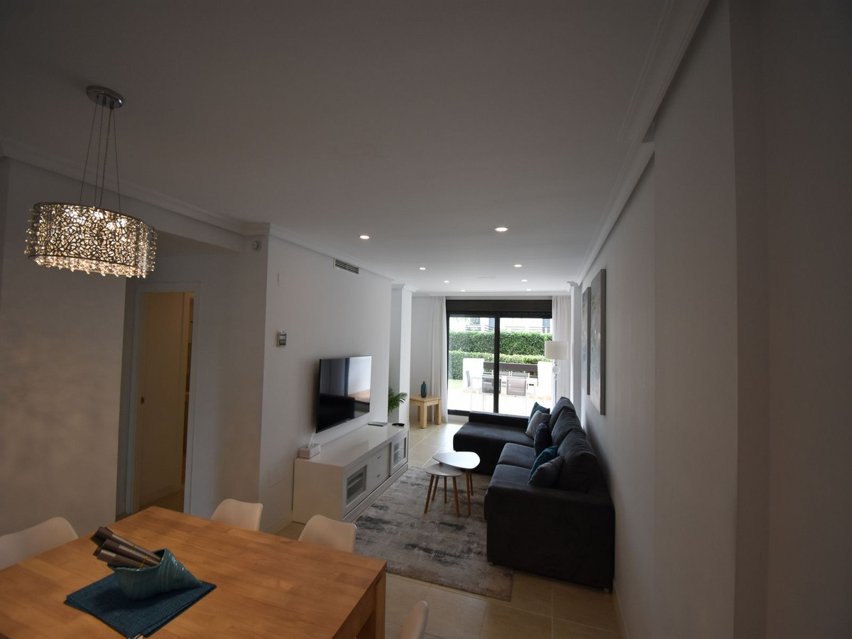 2 Bed Apartment for sale in Estepona Costa Del Sol, Málaga, Spain