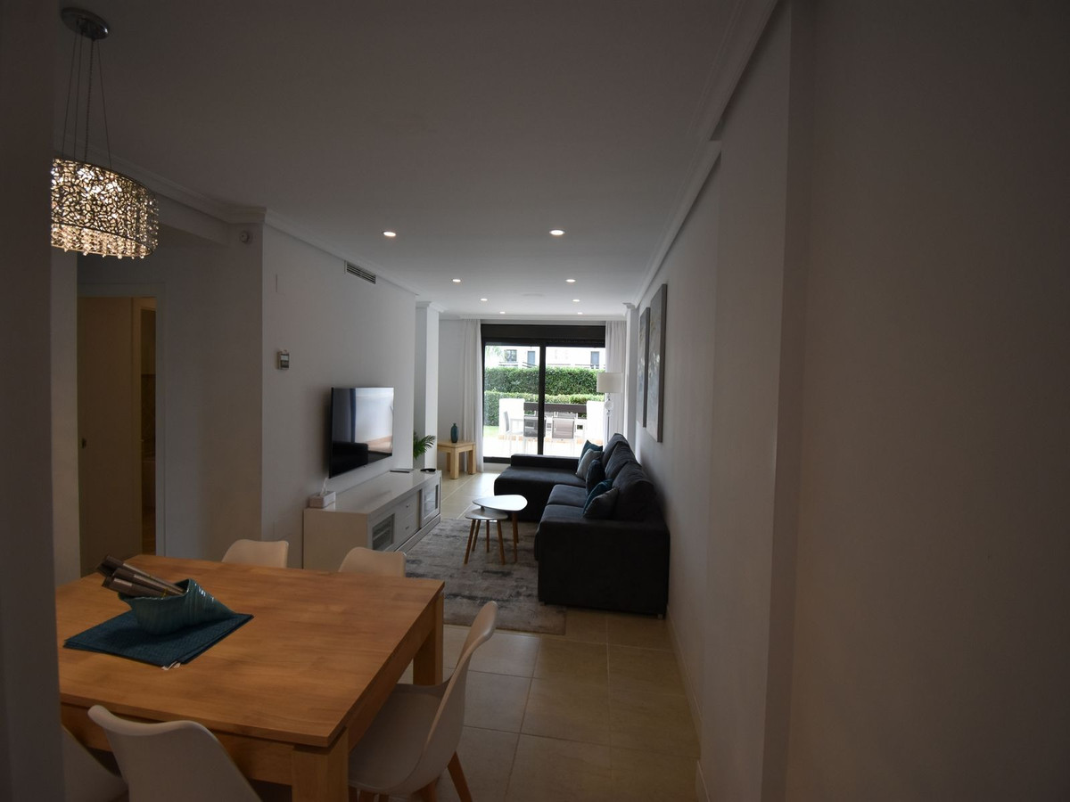 2 Bed Apartment for sale in Estepona Costa Del Sol, Málaga, Spain