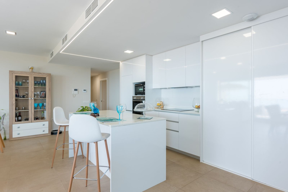 3 Bed Apartment for sale in Benalmadena Costa Del Sol, Málaga, Spain