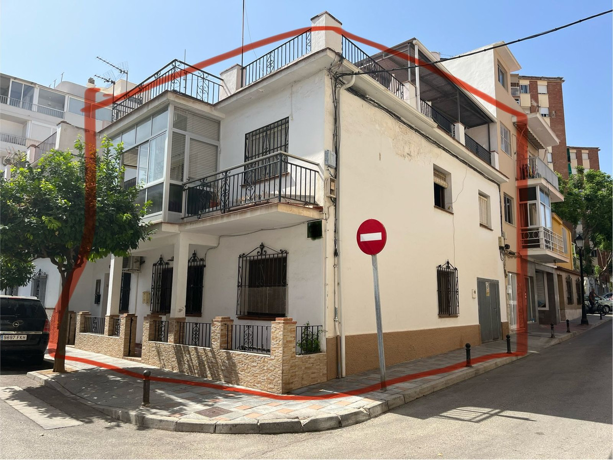 Plots for sale in Fuengirola Costa Del Sol, Málaga, Spain