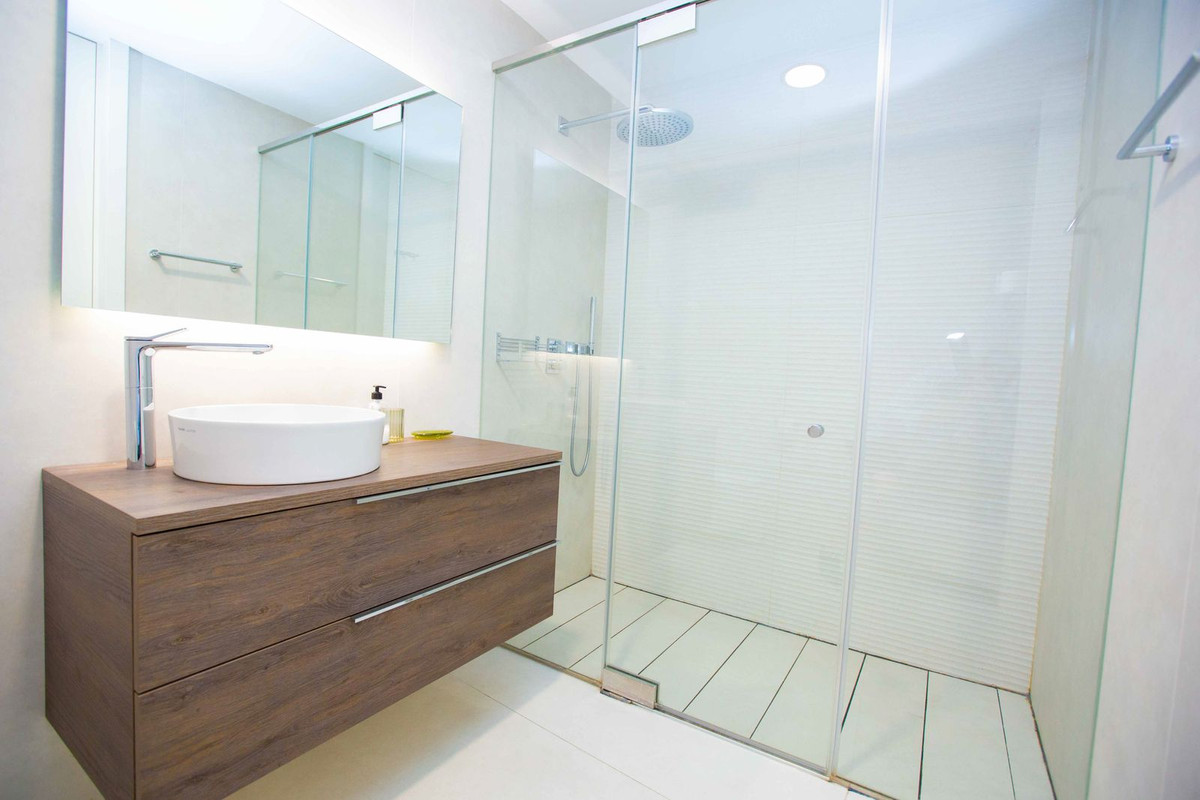 3 Bed Apartment for sale in Estepona Costa Del Sol, Málaga, Spain