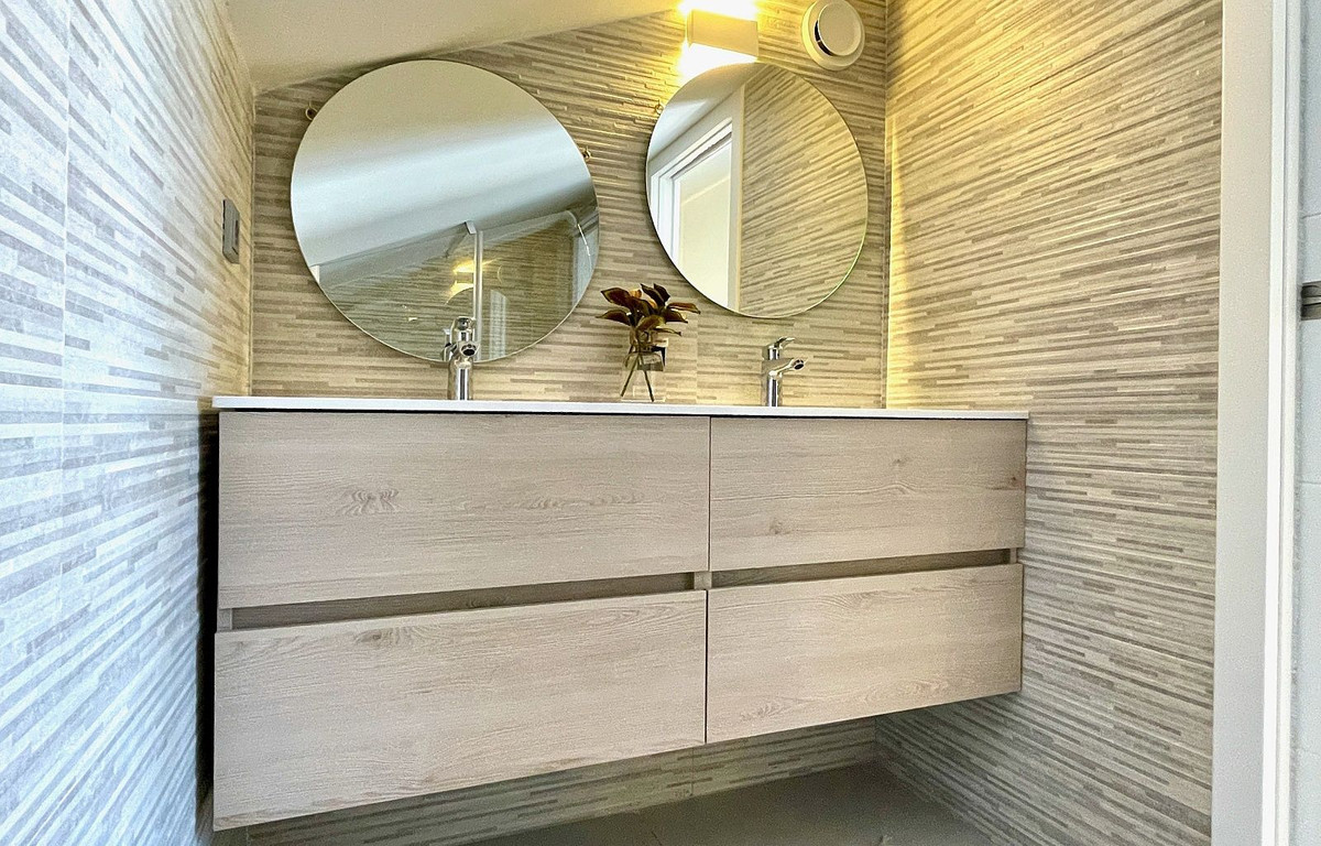 3 Bed Apartment for sale in Benalmadena Costa Del Sol, Málaga, Spain