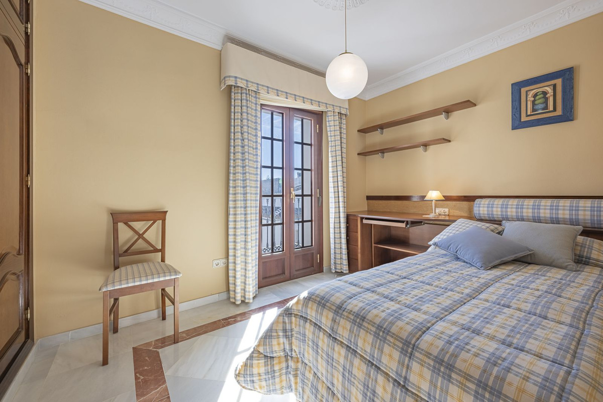 4 Bed Townhouse for sale in Gaucín Costa Del Sol, Málaga, Spain