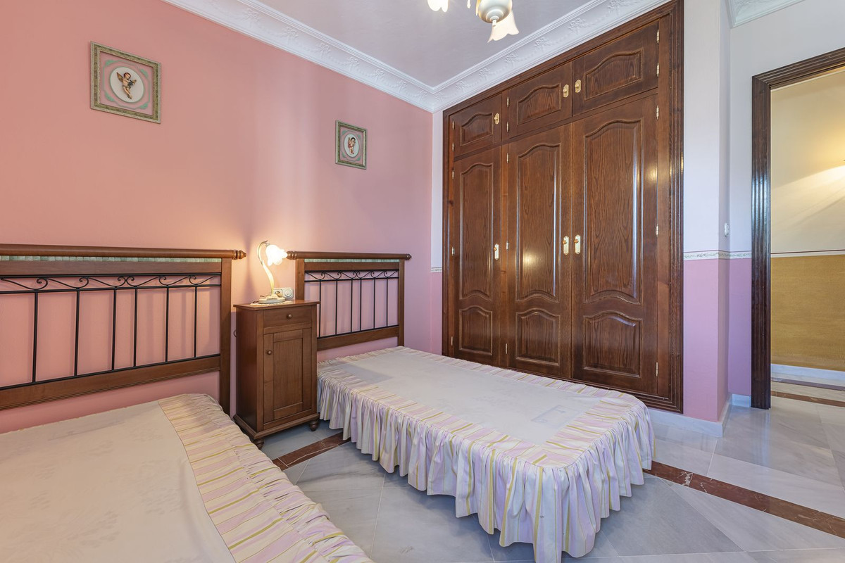 4 Bed Townhouse for sale in Gaucín Costa Del Sol, Málaga, Spain