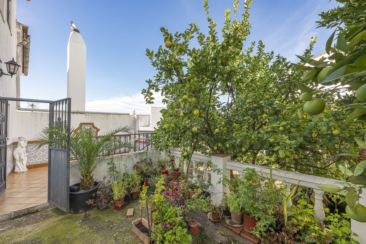 4 Bed Townhouse for sale in Gaucín Costa Del Sol, Málaga, Spain