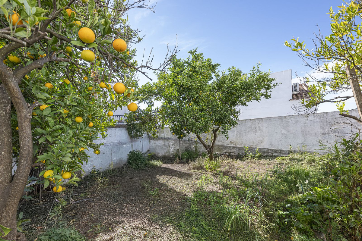 4 Bed Townhouse for sale in Gaucín Costa Del Sol, Málaga, Spain