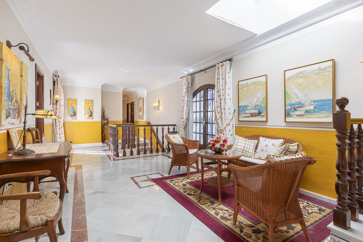 4 Bed Townhouse for sale in Gaucín Costa Del Sol, Málaga, Spain