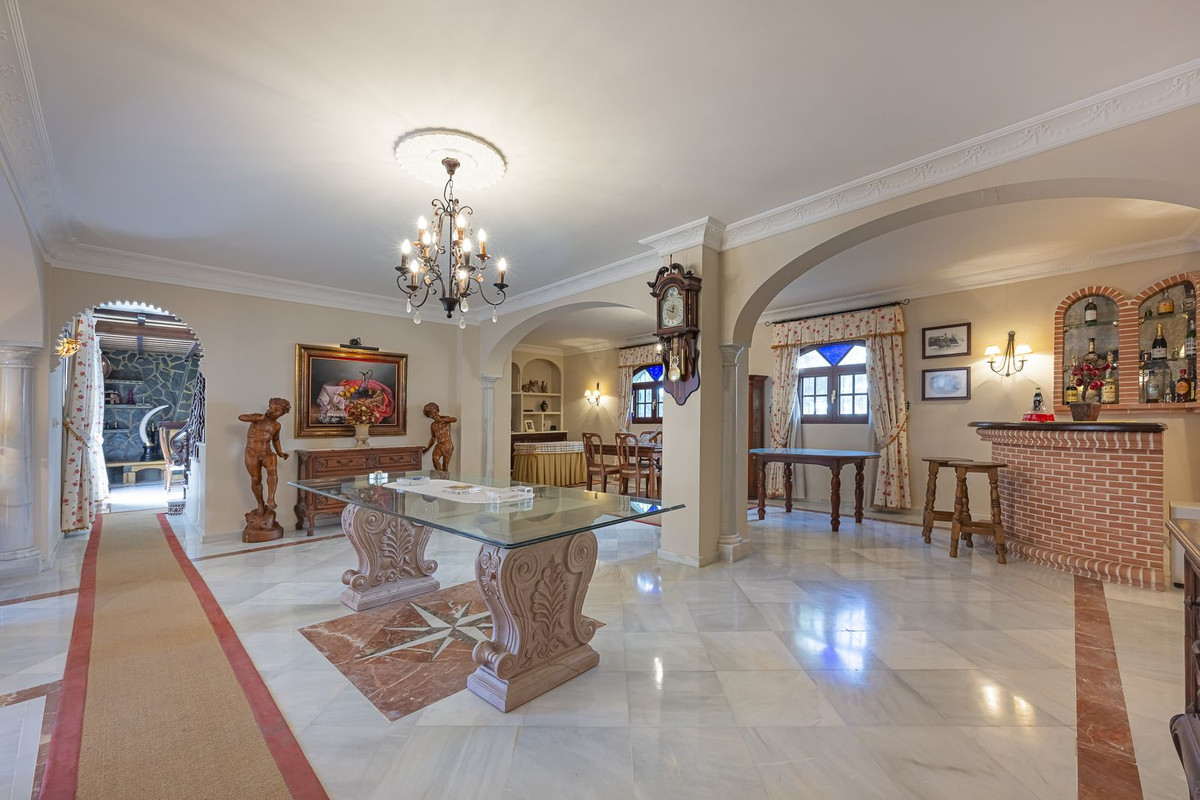4 Bed Townhouse for sale in Gaucín Costa Del Sol, Málaga, Spain