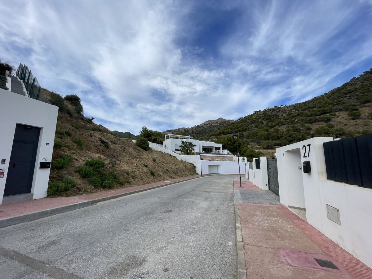 5 Bed Plots for sale in Mijas Costa Del Sol, Málaga, Spain