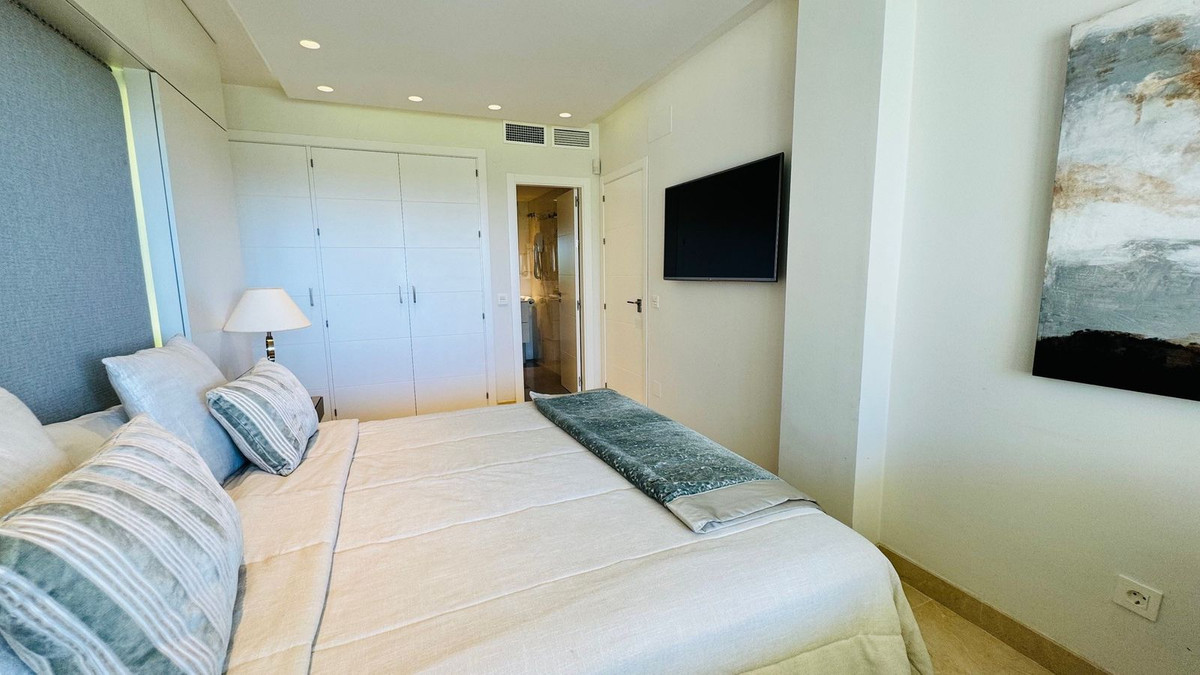 2 Bed Apartment for sale in Elviria Costa Del Sol, Málaga, Spain