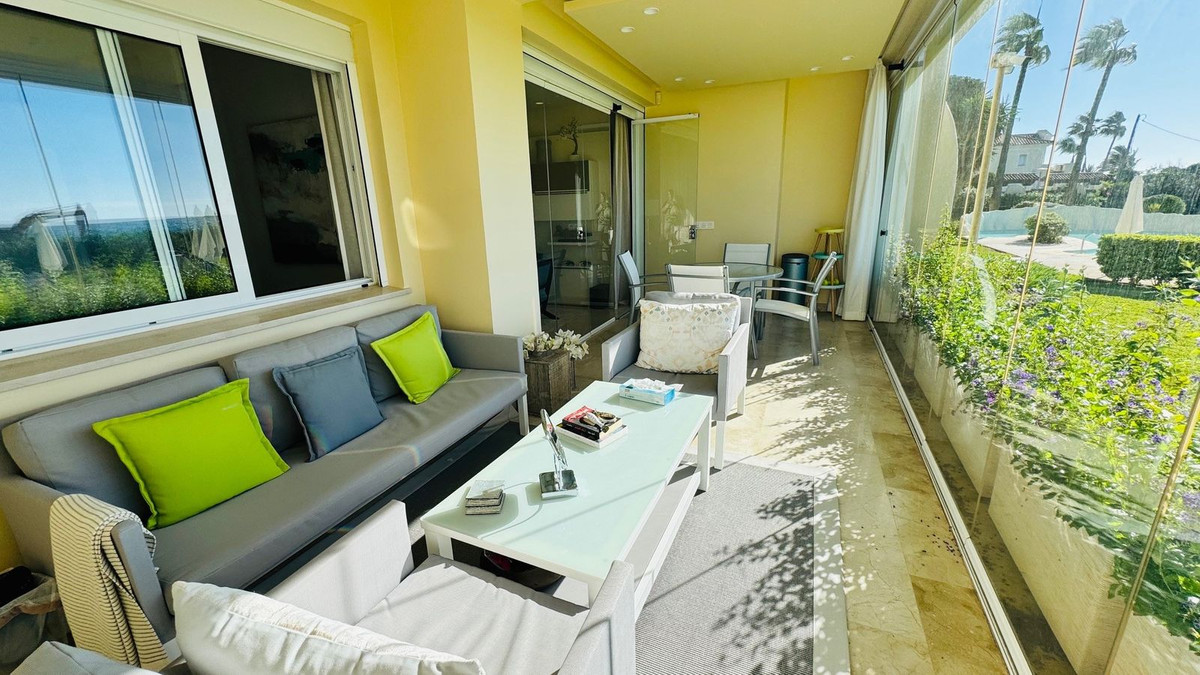2 Bed Apartment for sale in Elviria Costa Del Sol, Málaga, Spain