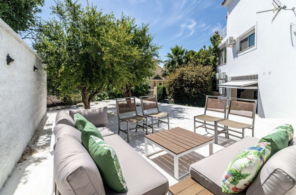 Se vende Villa - Chalet de 5 dormitorios en Costa Del Sol, Málaga, España