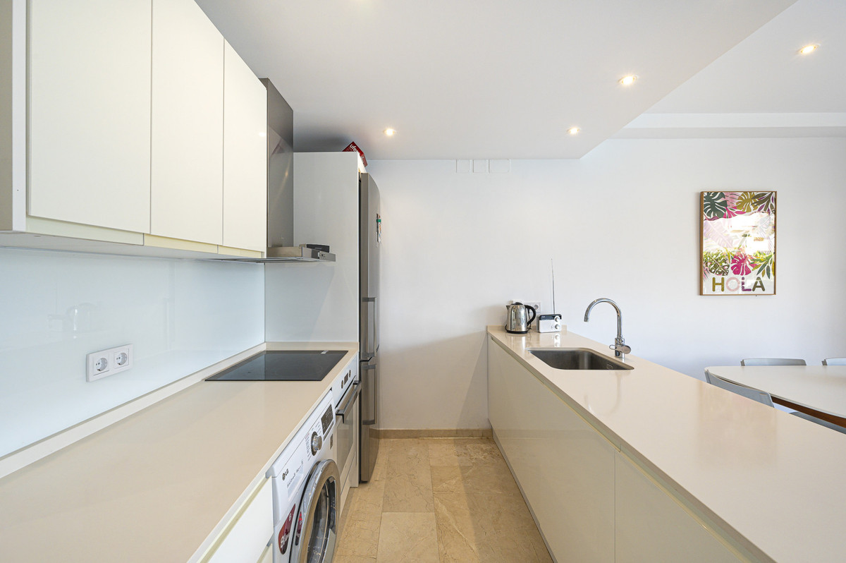 1 Bed Apartment for sale in The Golden Mile Costa Del Sol, Málaga, Spain