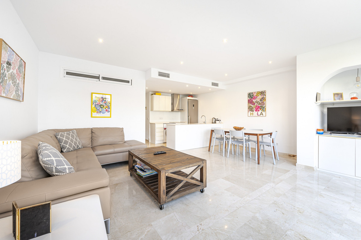 1 Bed Apartment for sale in The Golden Mile Costa Del Sol, Málaga, Spain