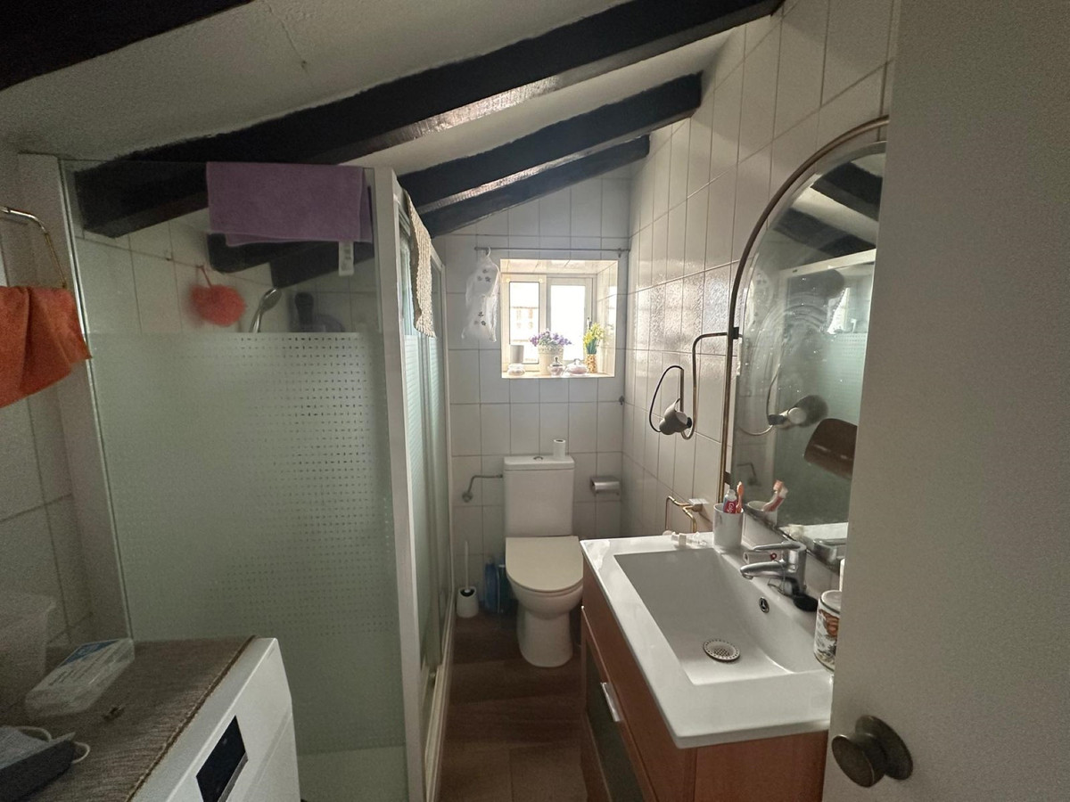 Se vende Villa - Chalet de 4 dormitorios en Costa Del Sol, Málaga, España