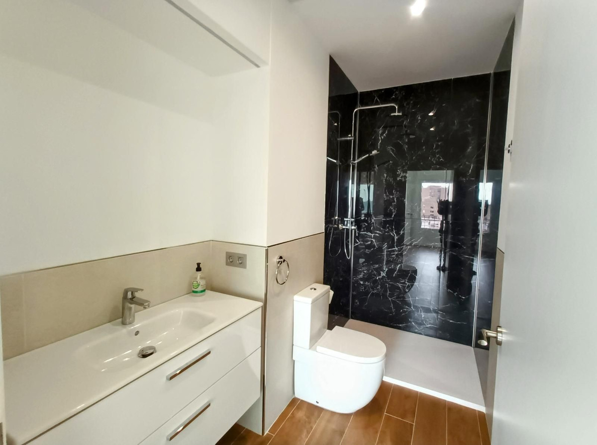 Se vende Apartamento Planta Media de 1 dormitorios en Costa Del Sol, Málaga, España