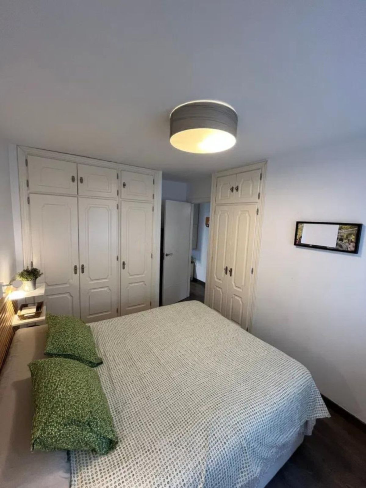Se vende Apartamento Planta Media de 3 dormitorios en Costa Del Sol, Málaga, España