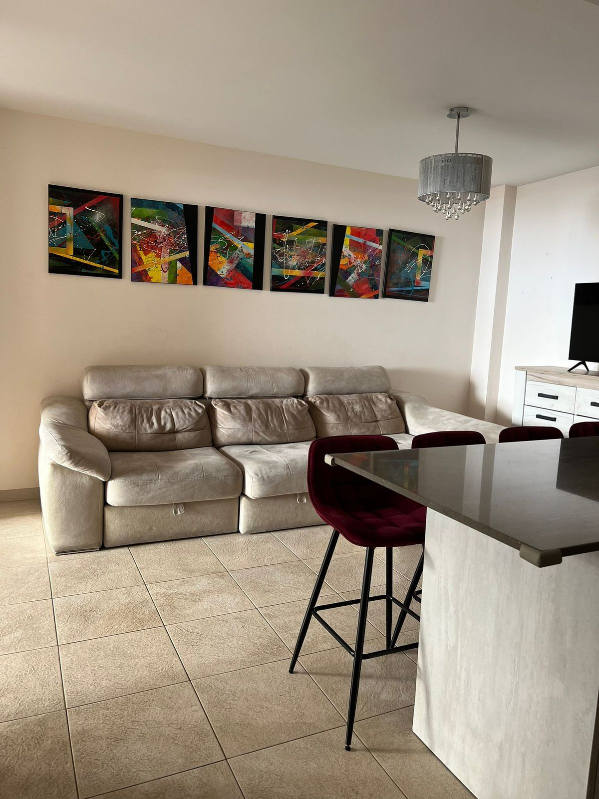 Se vende Apartamento Planta Media de 2 dormitorios en Costa Del Sol, Málaga, España