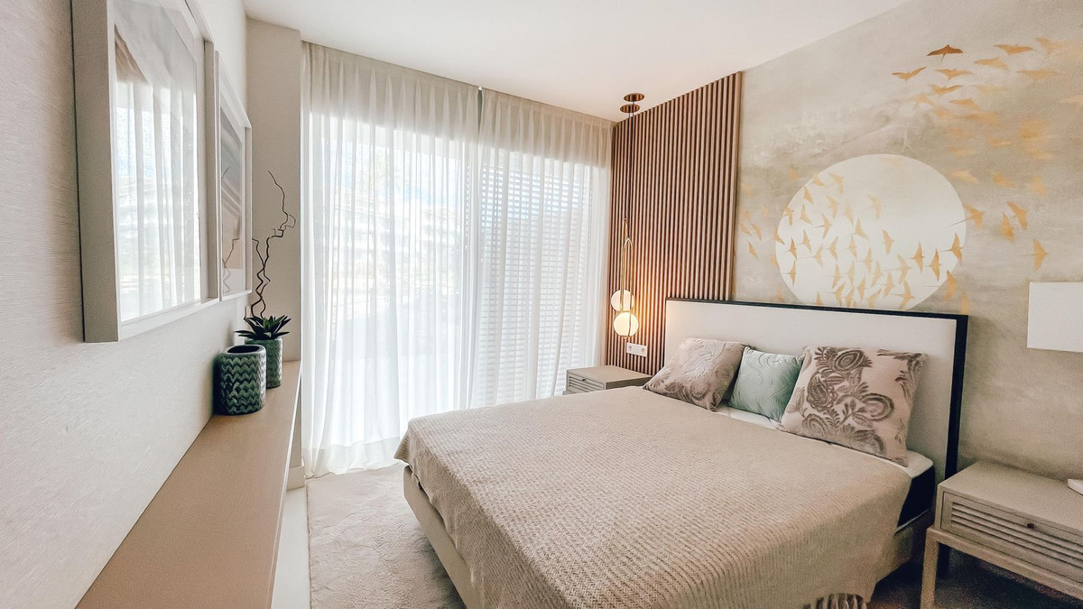 3 Bed Apartment for sale in Estepona Costa Del Sol, Málaga, Spain
