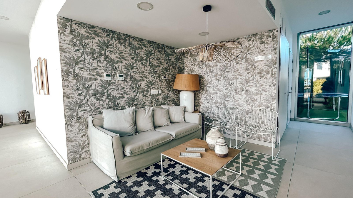 3 Bed Apartment for sale in Estepona Costa Del Sol, Málaga, Spain