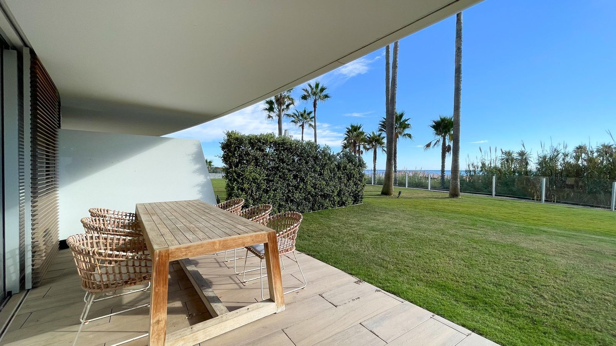 3 Bed Apartment for sale in Estepona Costa Del Sol, Málaga, Spain