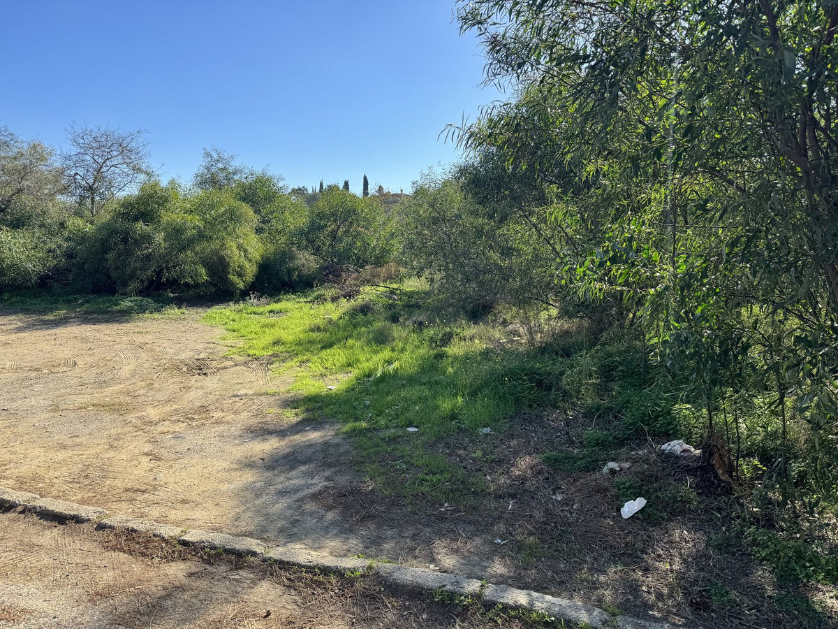 Plots for sale in Elviria Costa Del Sol, Málaga, Spain