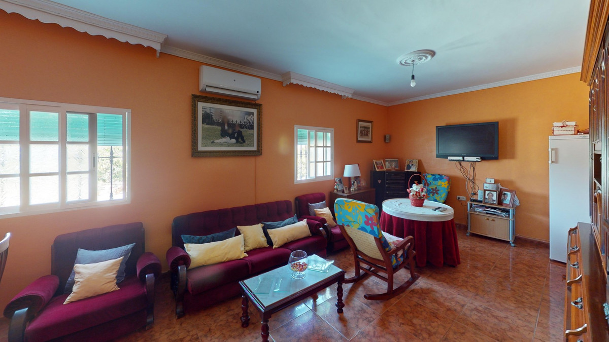 3 Bed Townhouse for sale in Vélezmálaga Costa Del Sol East, Málaga, Spain