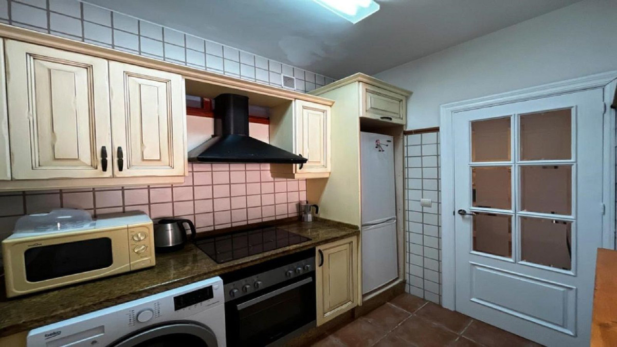 1 Bed Apartment for sale in Fuengirola Costa Del Sol, Málaga, Spain