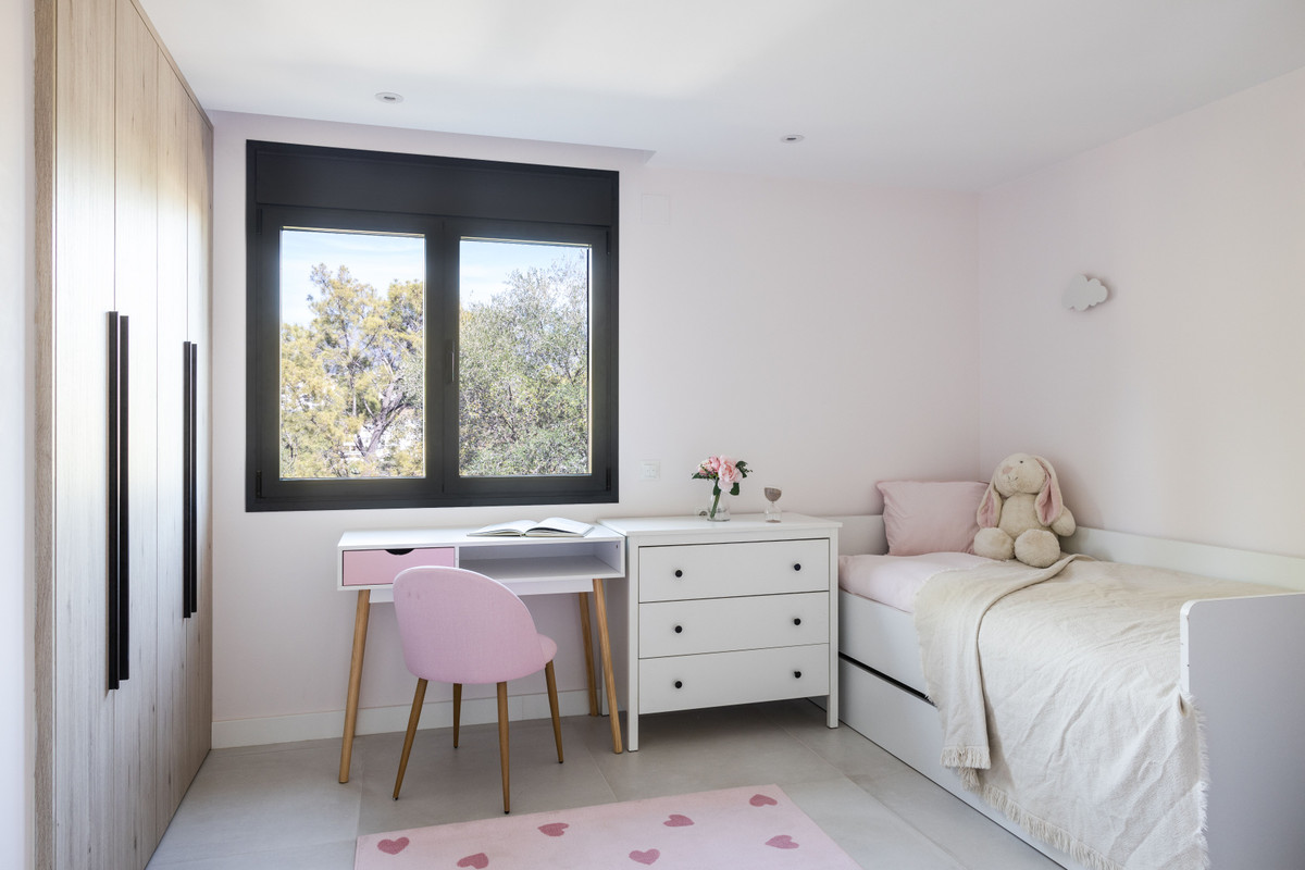 3 Bed Townhouse for sale in La Quinta Costa Del Sol, Málaga, Spain